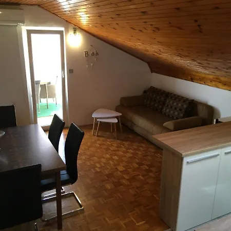 Tarle -