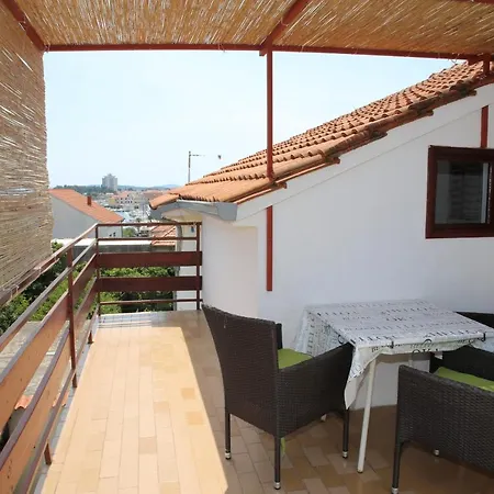 Tarle - Apartament *