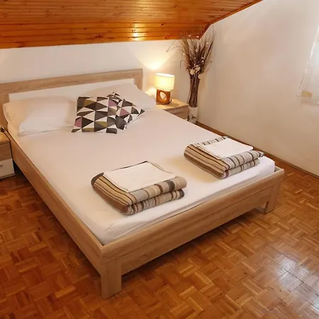 Tarle - * Vodice